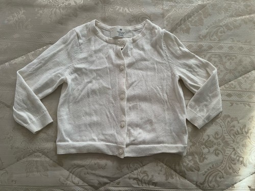 Weiße baby strickjacke - h&m, baby-strickjacke