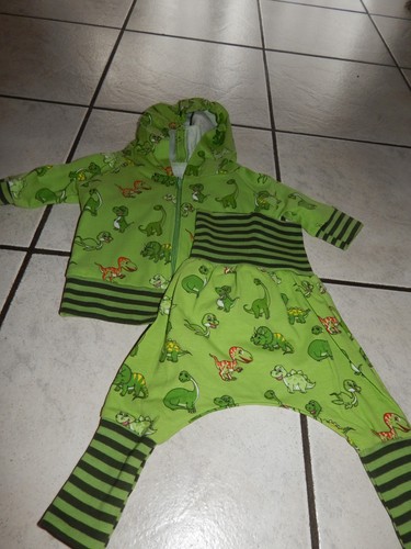 Kapuzenjacke mit pumphose - kapuzenjacke,